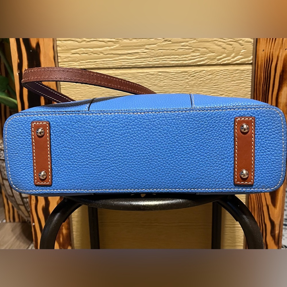Dooney & Bourke Lexington Tote Pebbled Leather Azure Blue W/Brown Leather EUC - Picture 3 of 8